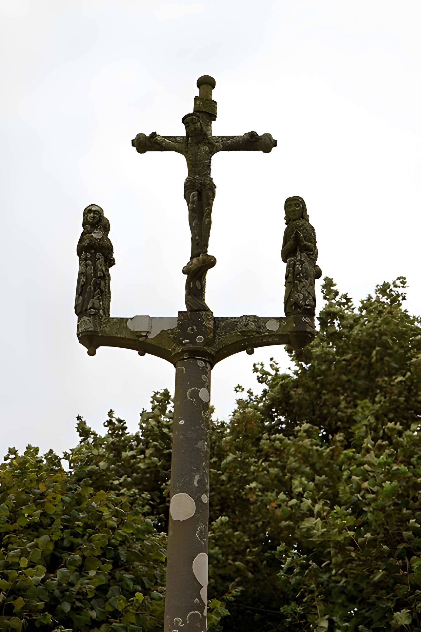 Calvaire de la chapelle Sainte-Catherine de Mespaul 