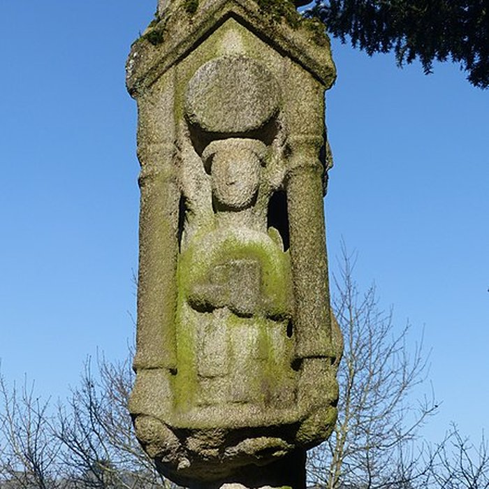Photo de Calvaire de la chapelle Sainte-Croix de Josselin