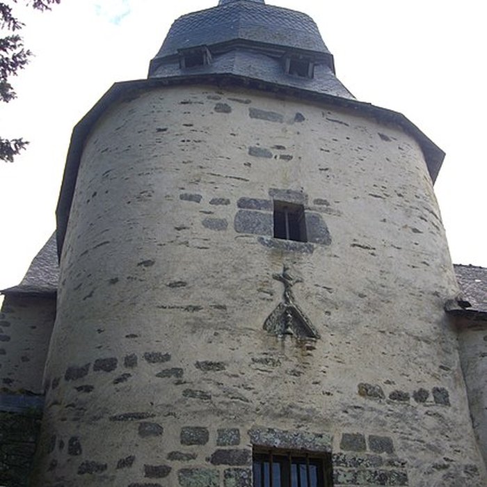 Photo de Calvaire de la chapelle Sainte-Croix de Josselin