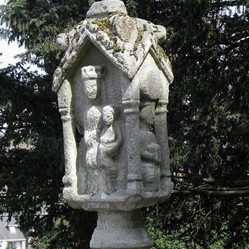 Calvaire de la chapelle Sainte-Croix de Josselin