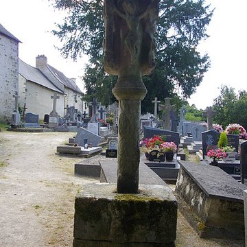 Calvaire de la chapelle Sainte-Croix de Josselin