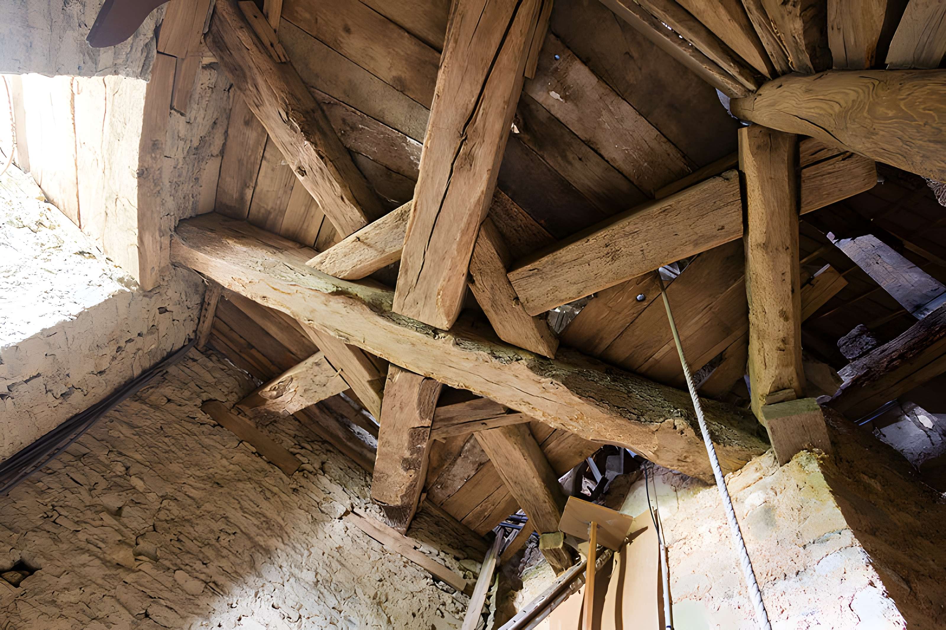 Calvaire de la chapelle Sainte-Croix de Josselin