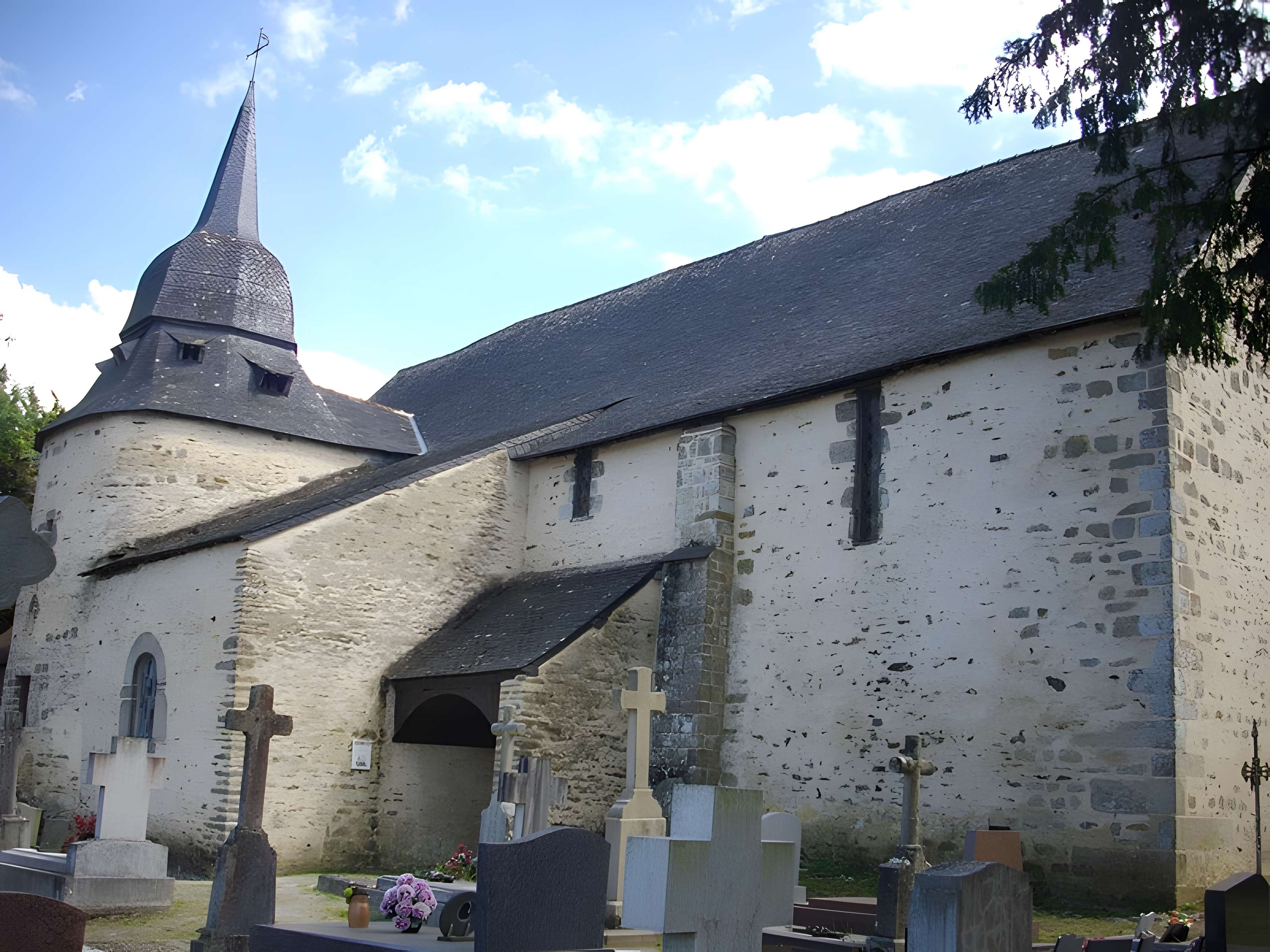 Calvaire de la chapelle Sainte-Croix de Josselin