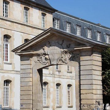 Maison royale de Saint-Louis à Saint-Cyr-lÉcole