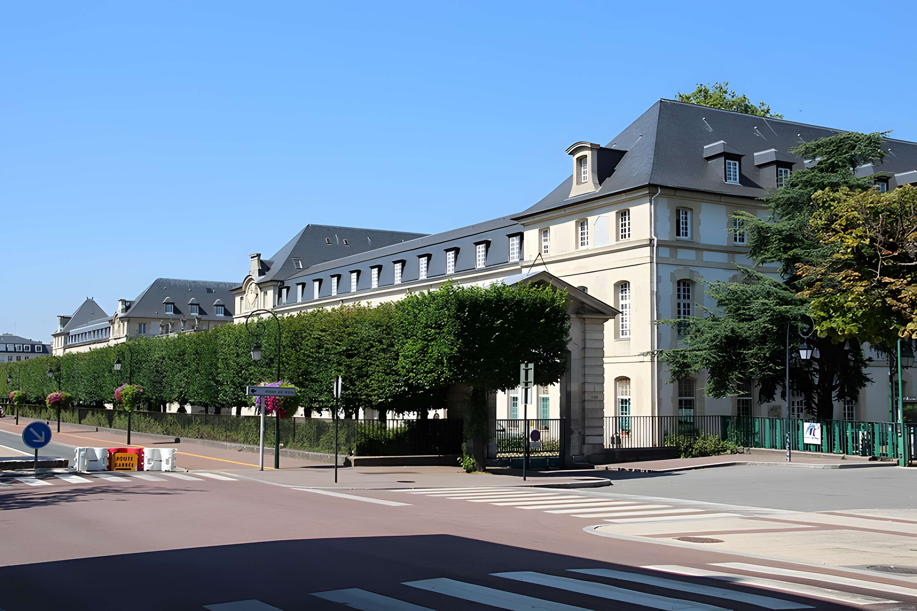 Maison royale de Saint-Louis à Saint-Cyr-l'École