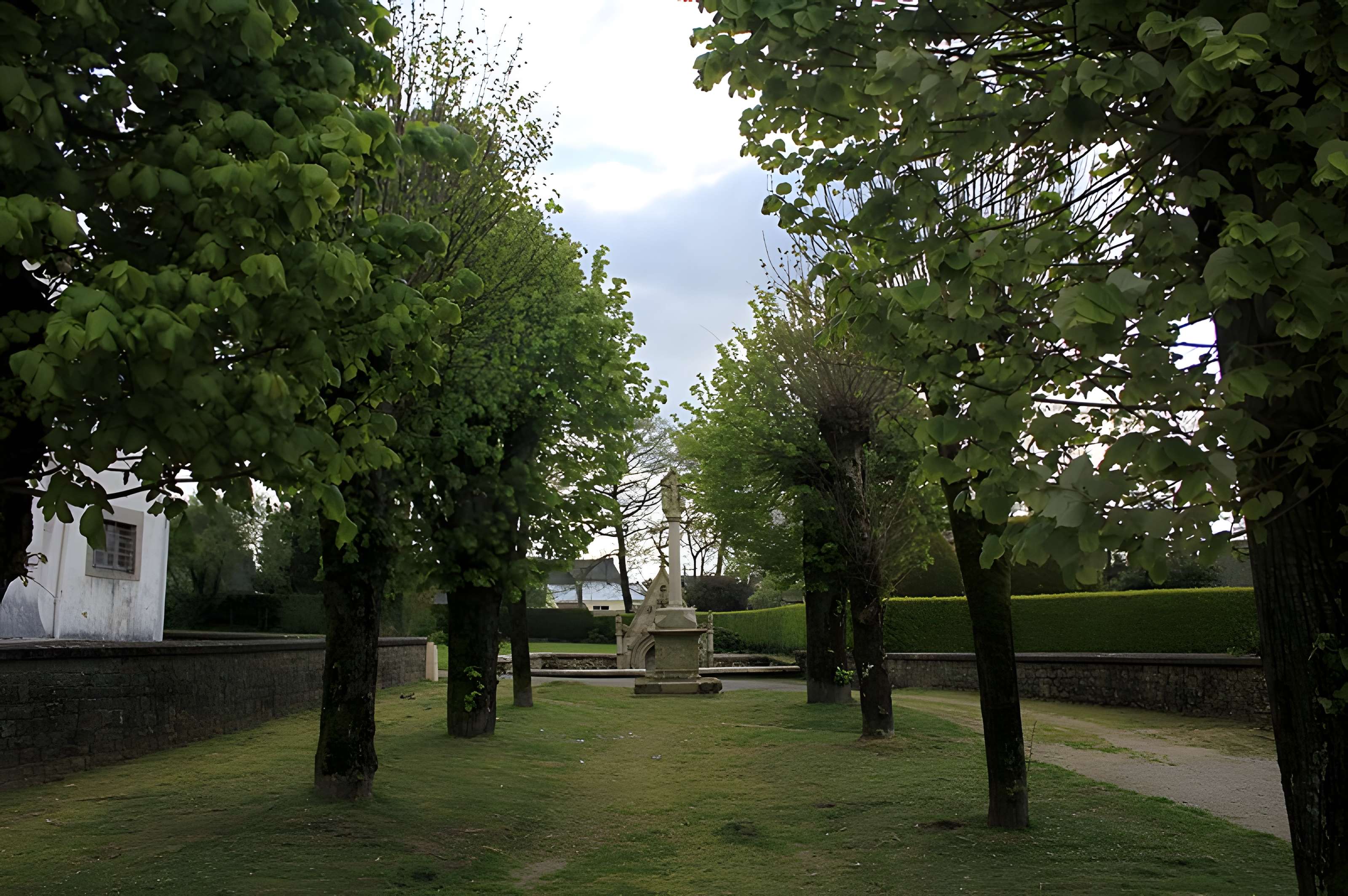 Croix du XVIIe siècle