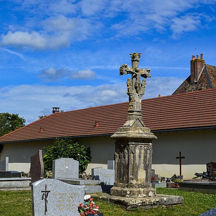 Photo de Calvaire du cimetière de Chaucenne