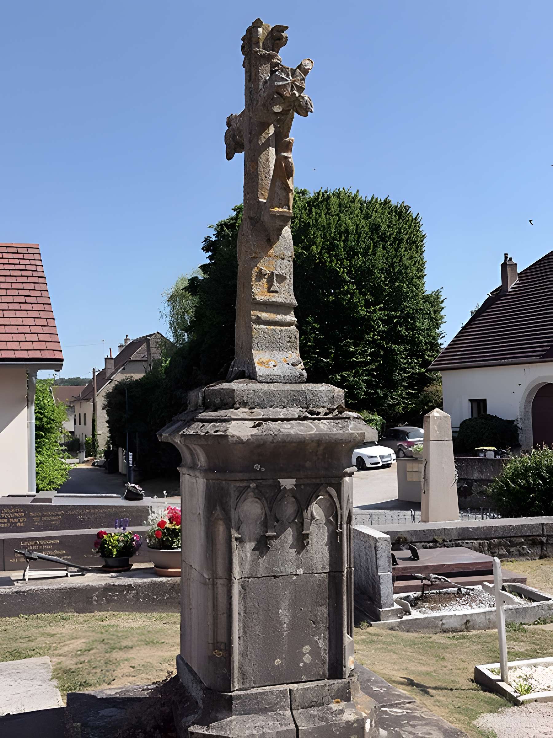 Calvaire du cimetière de Chaucenne