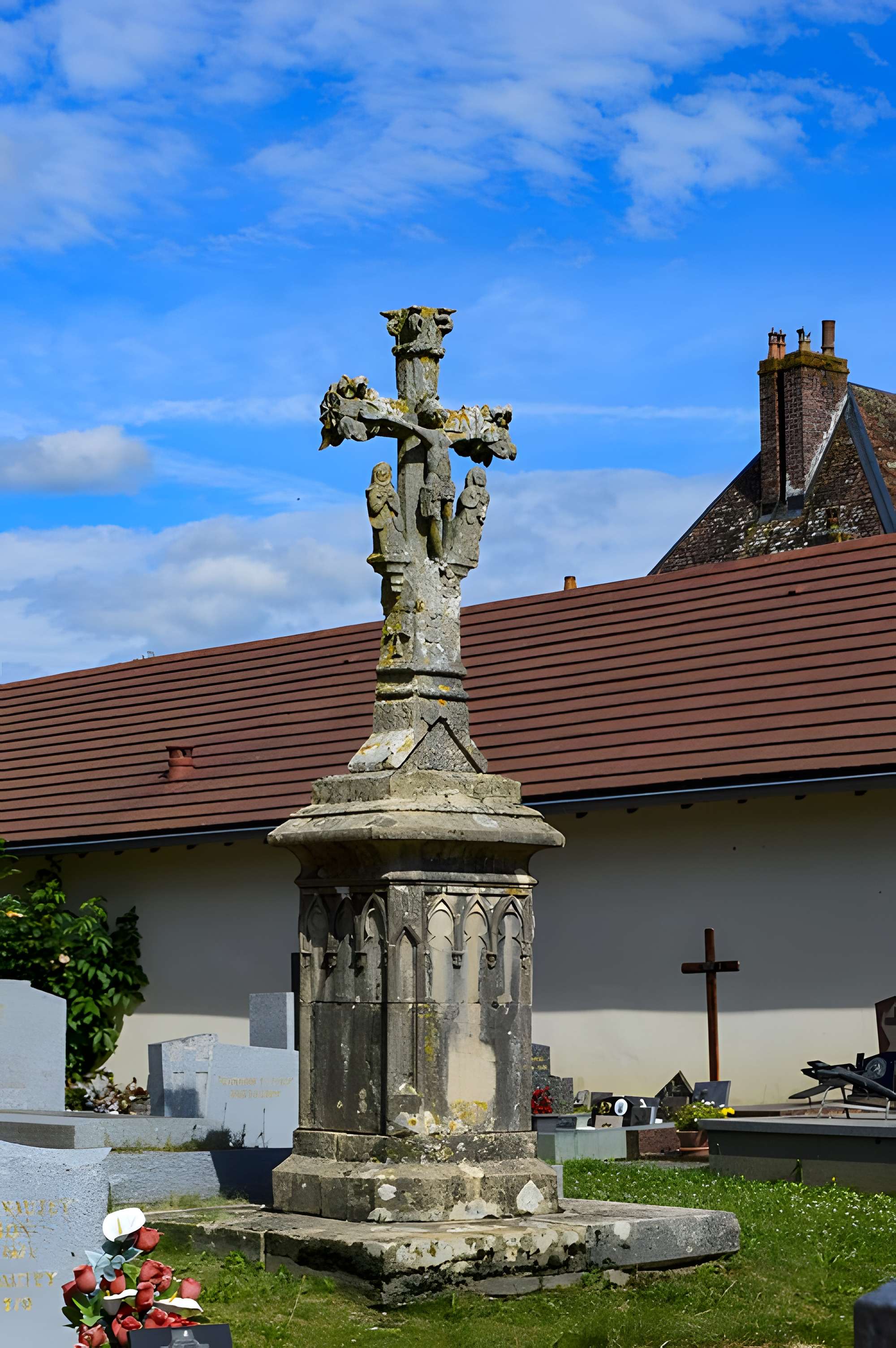 Calvaire du cimetière de Chaucenne