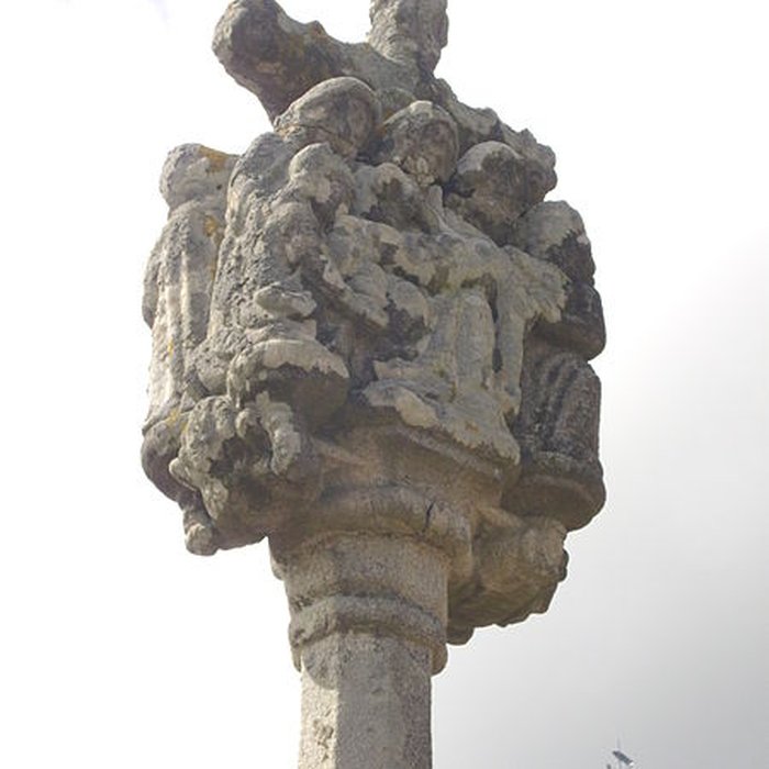 Photo de Calvaire du cimetière de Locqueltas