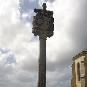 Calvaire du cimetière de Locqueltas