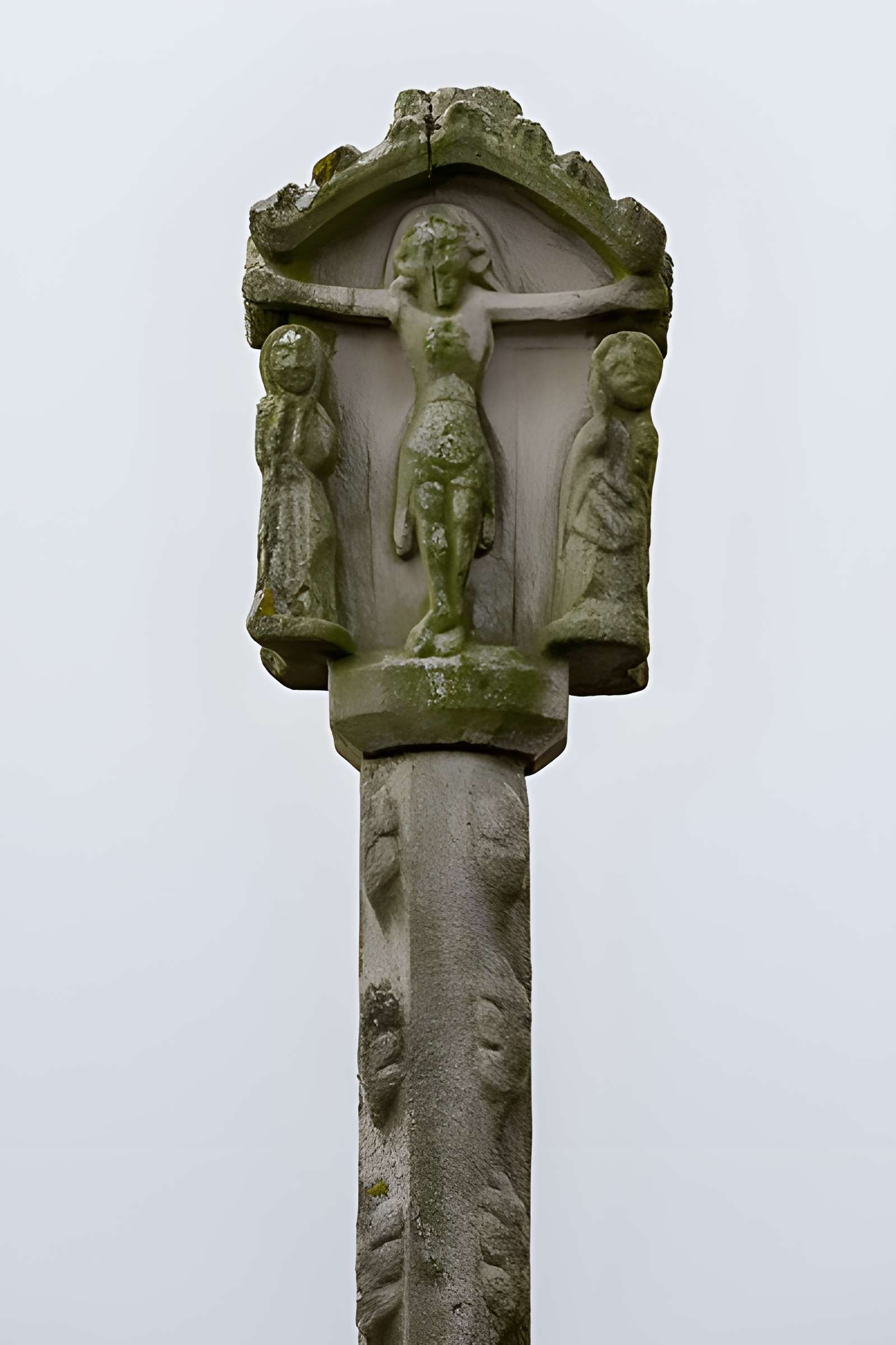 Calvaire du cimetière de Loyat