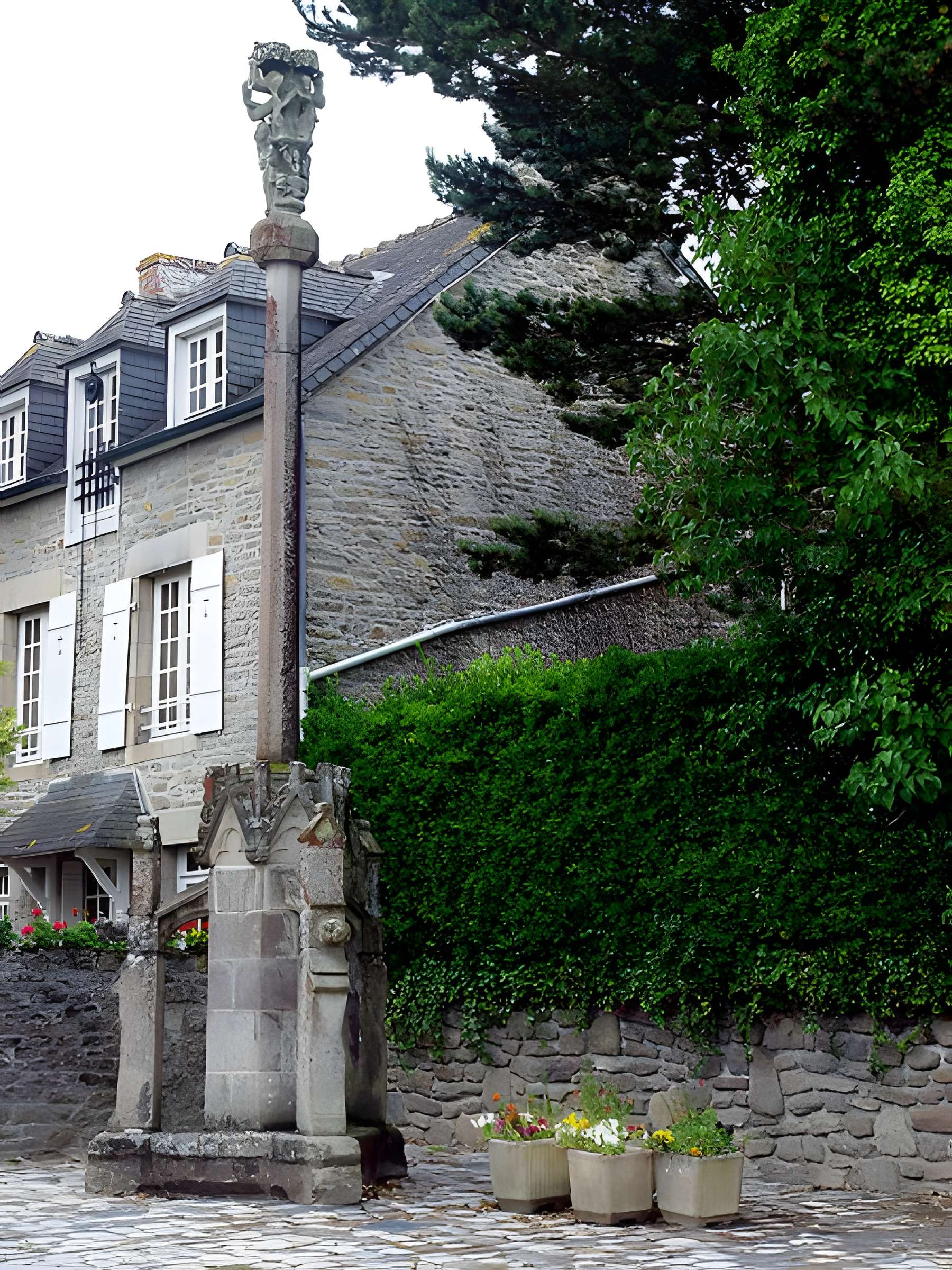 Calvaire du Saint-Esprit à Léhon 