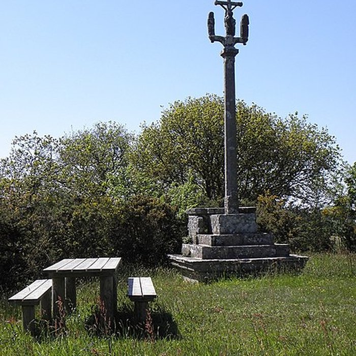 Photo de Calvaire-autel de Kergoal à Plouescat