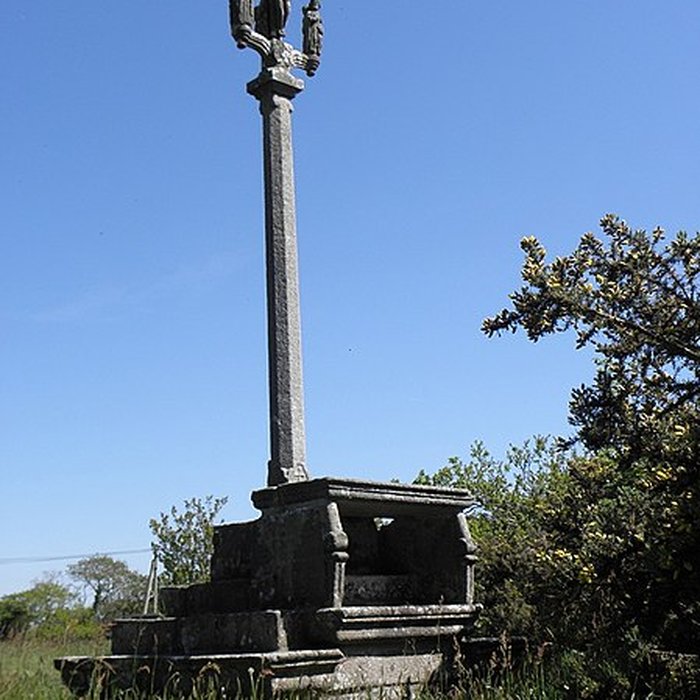 Photo de Calvaire-autel de Kergoal à Plouescat