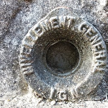 Calvaire-autel de Kergoal à Plouescat