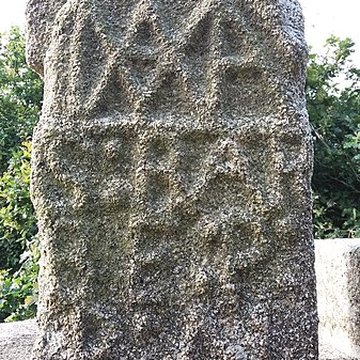 Calvaire-autel de Kergoal à Plouescat