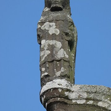 Calvaire-autel de Kergoal à Plouescat