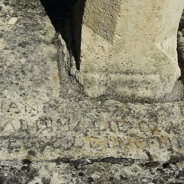 Calvaire-autel de Nanthiat