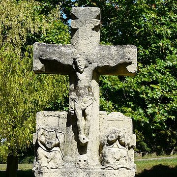 Calvaire-autel de Nanthiat