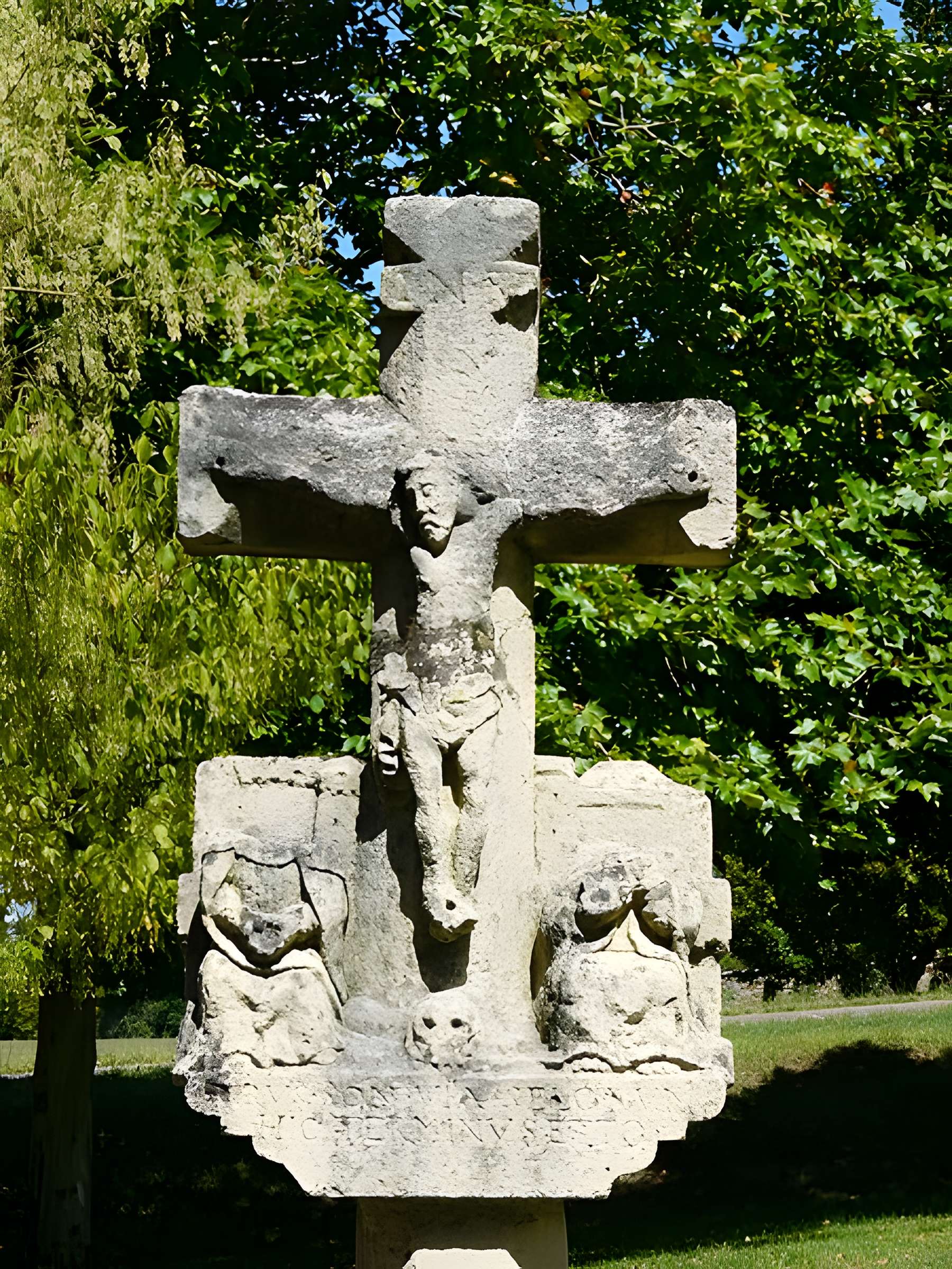 Calvaire-autel de Nanthiat