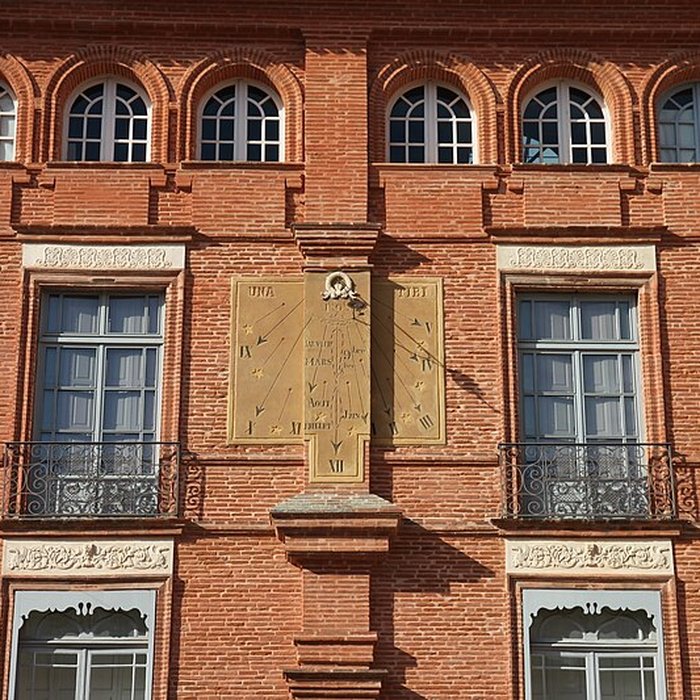 Photo de Maisons, Place Nationale de Montauban