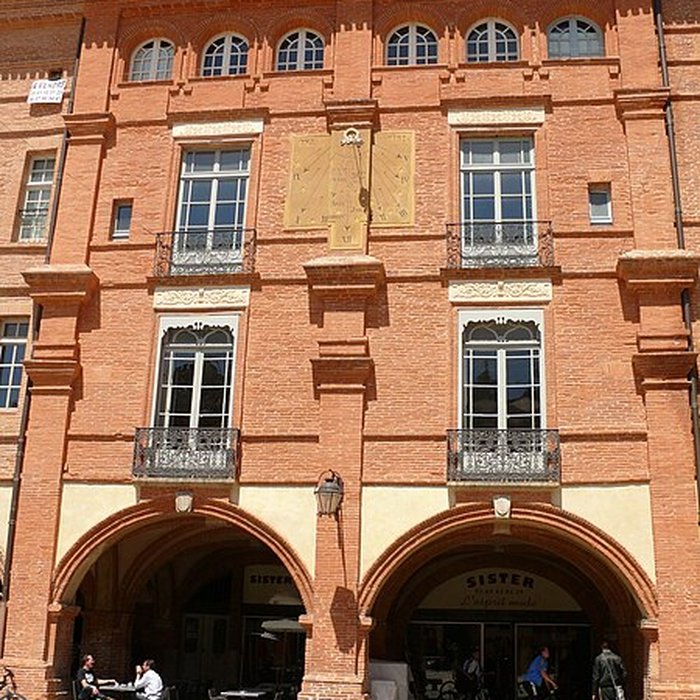 Photo de Maisons, Place Nationale de Montauban