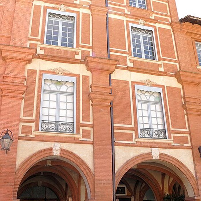 Photo de Maisons, Place Nationale de Montauban