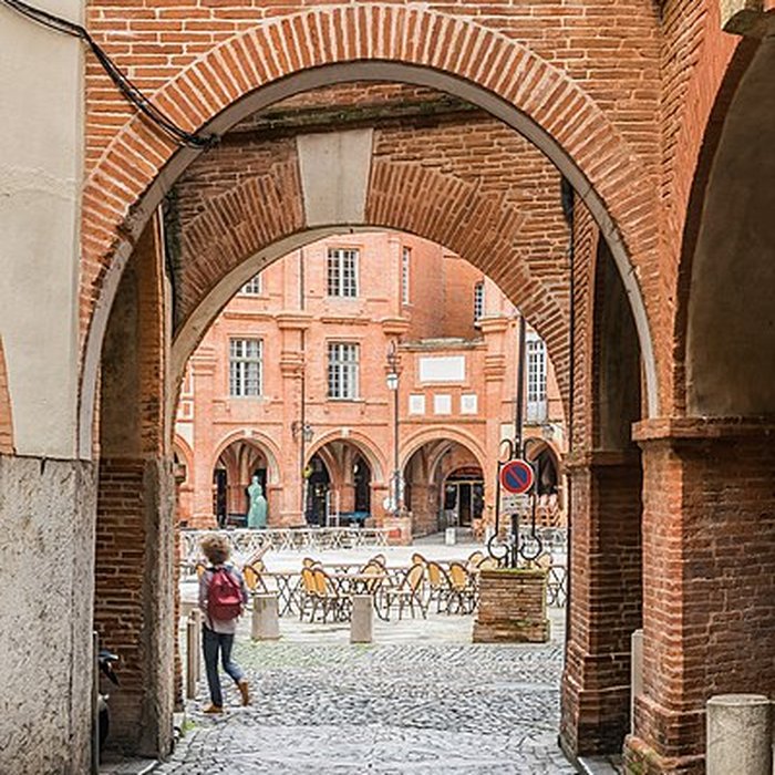 Photo de Maisons, Place Nationale de Montauban