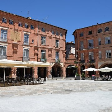 Maisons, Place Nationale de Montauban