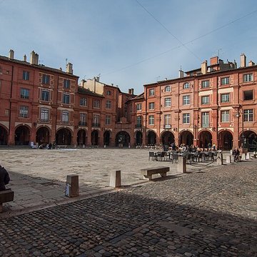 Maisons, Place Nationale de Montauban