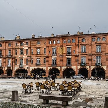 Maisons, Place Nationale de Montauban
