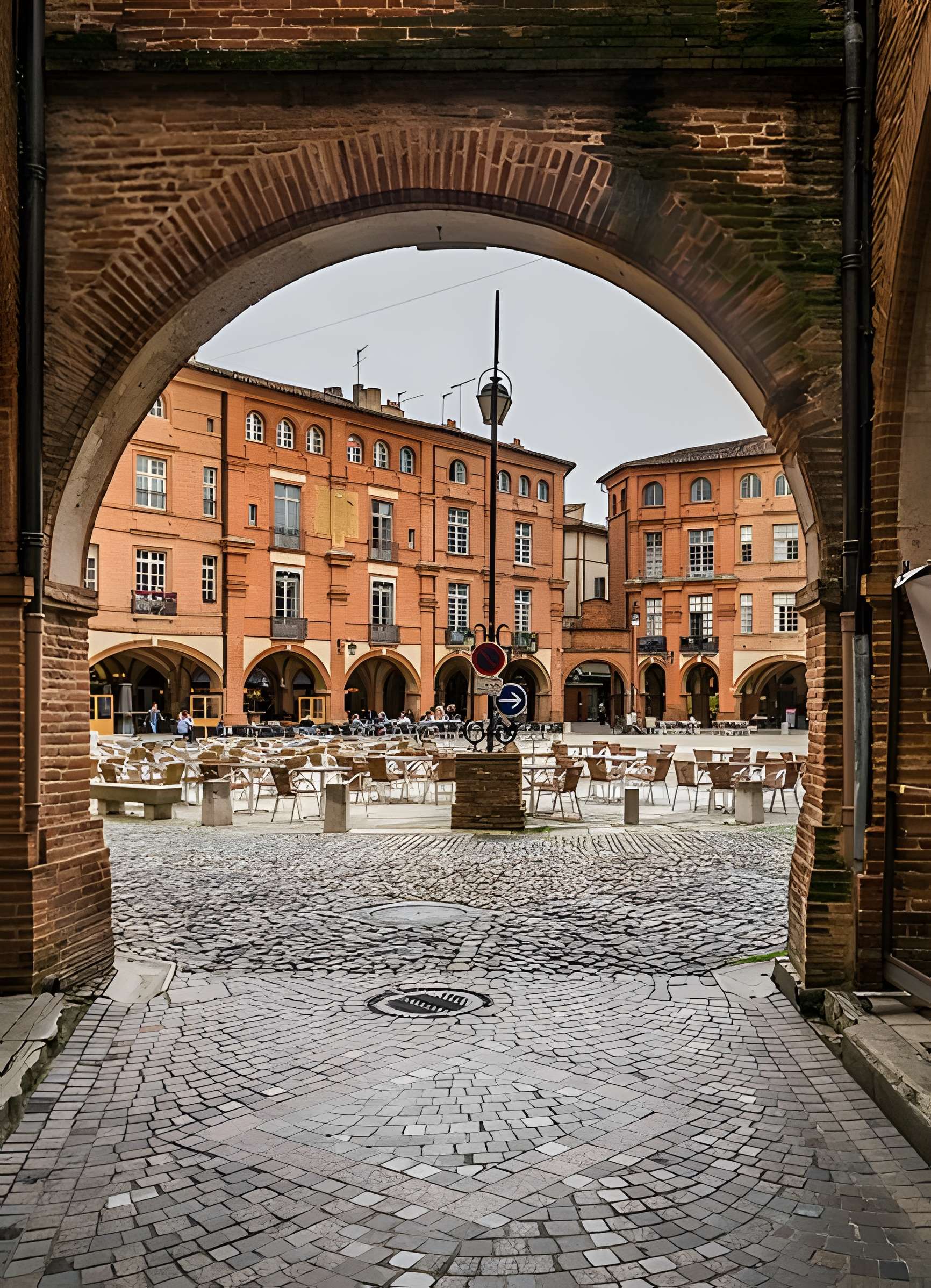 Maisons, Place Nationale de Montauban