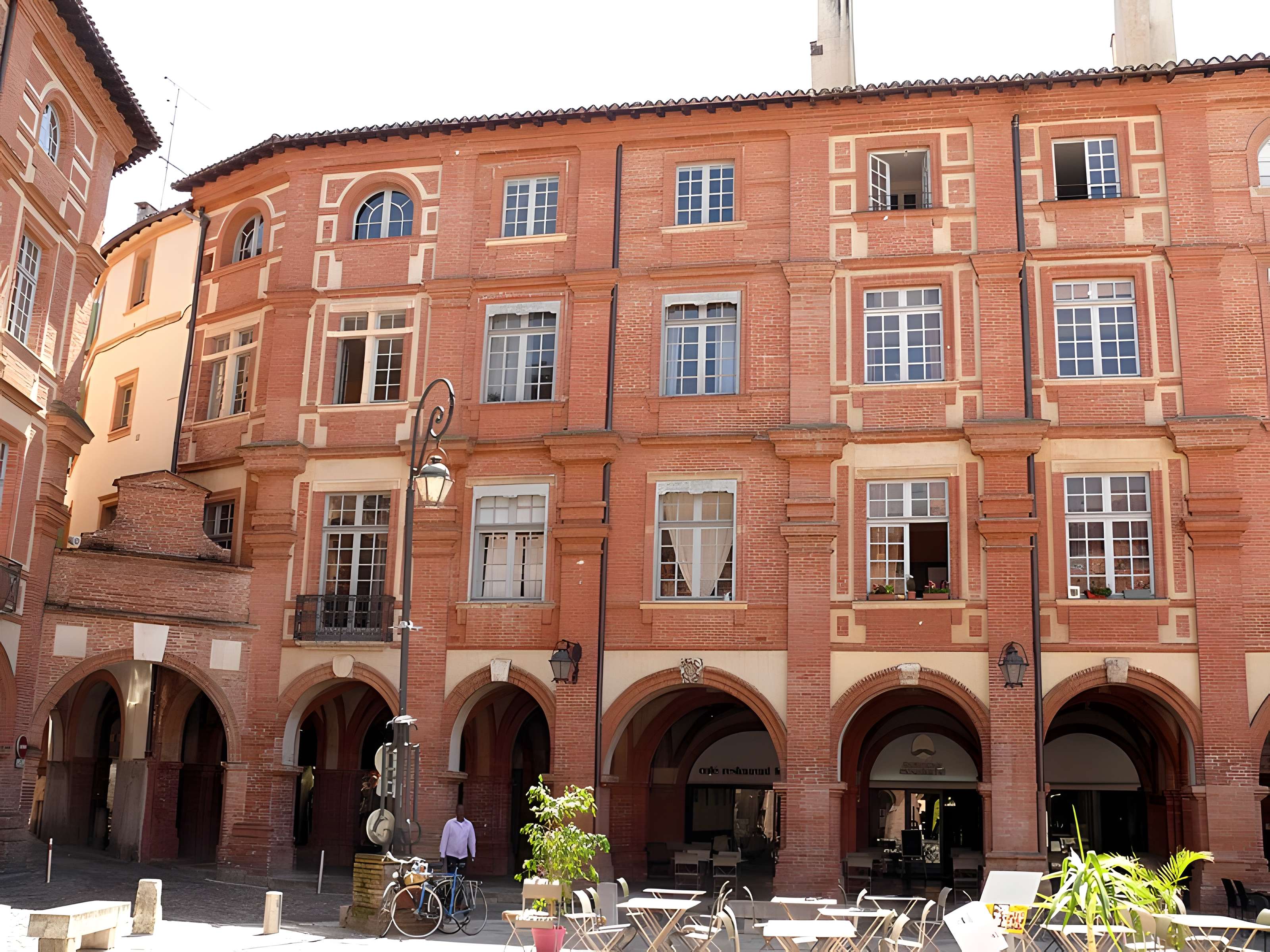 Maisons, Place Nationale de Montauban