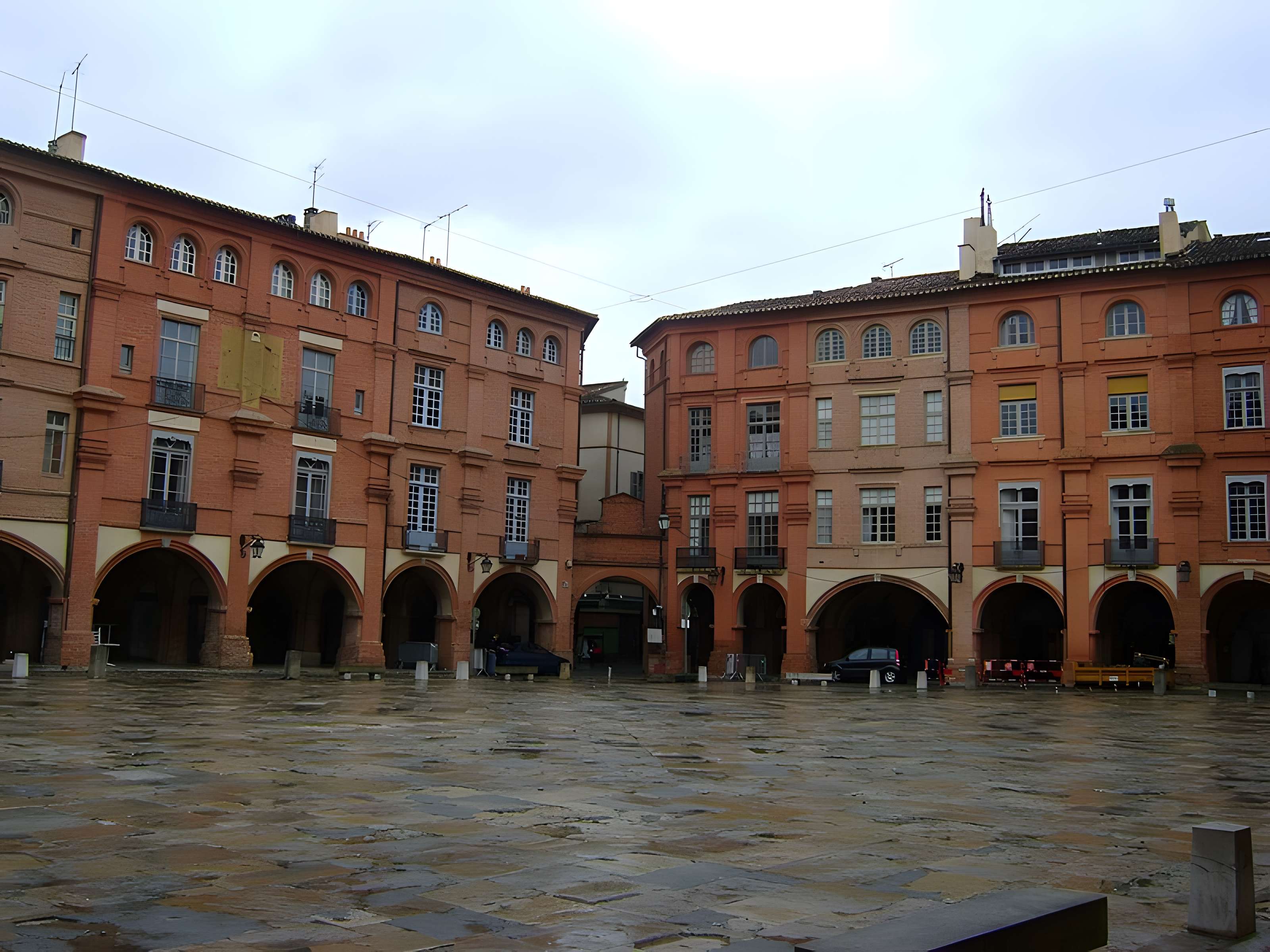 Maisons, Place Nationale de Montauban