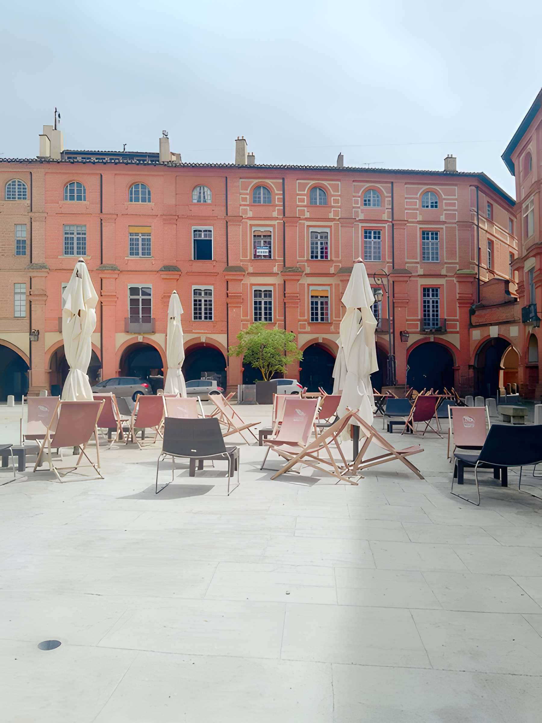 Maisons, Place Nationale de Montauban
