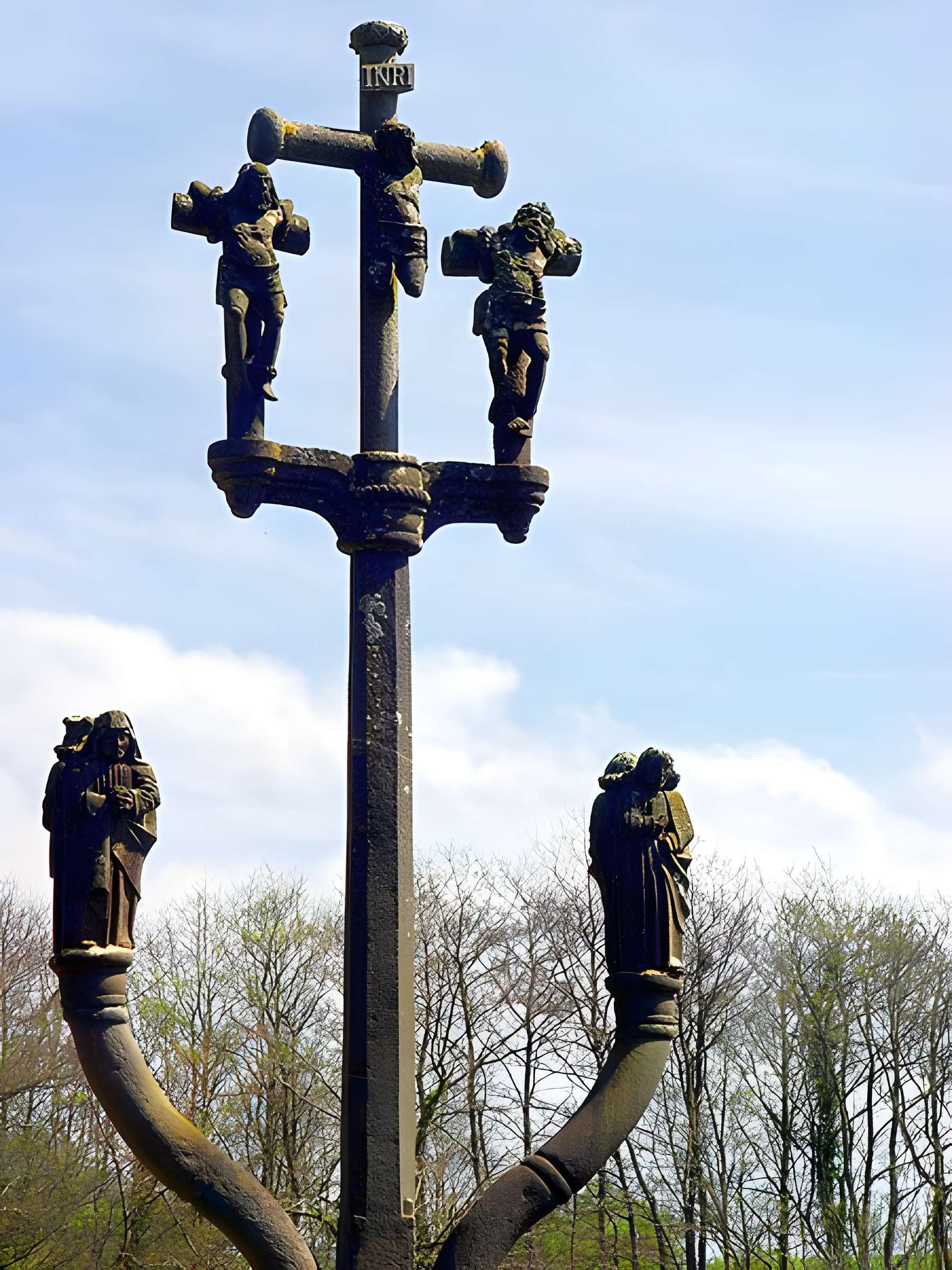Calvaire-fontaine d'Ivrillac
