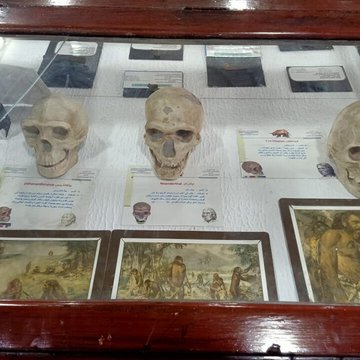 Abri de Cro-Magnon aux Eyzies-de-Tayac-Sireuil