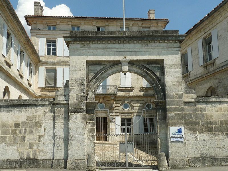 Photo de Capitainerie de l'Houmeau à Angoulême
