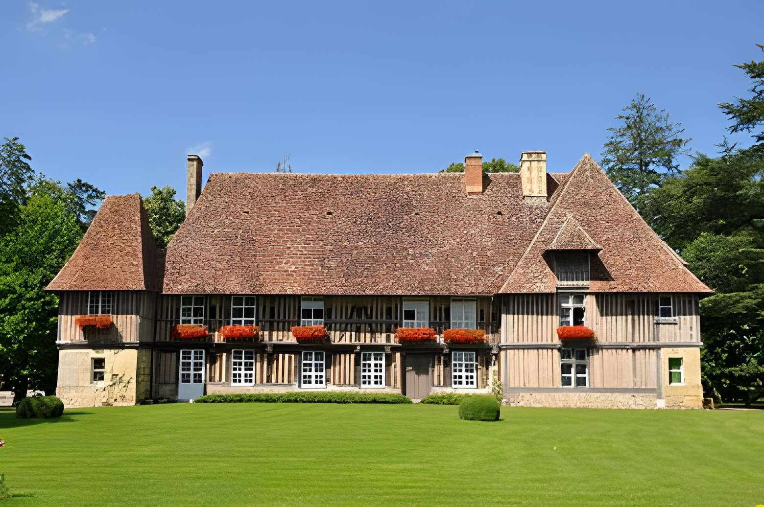 Manoir de Bellou 