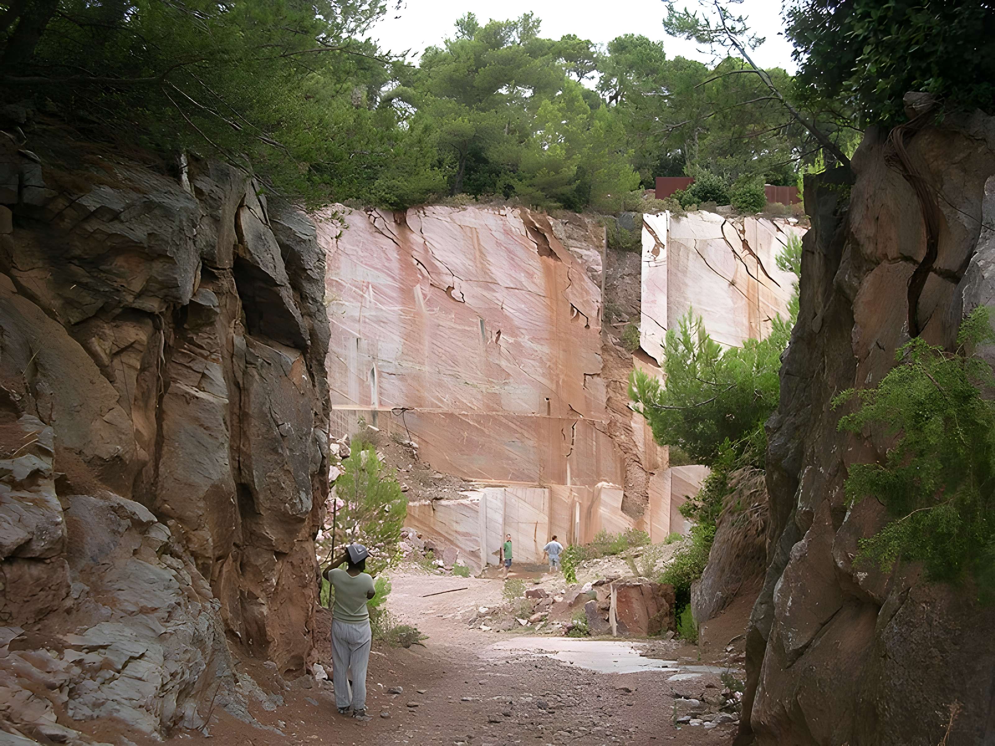 Carrière du Roi de Caunes-Minervois
