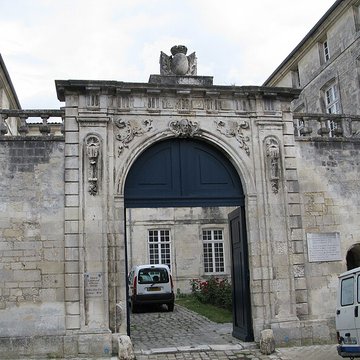 Caserne Latouche-Tréville de Rochefort