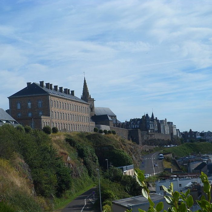 Photo de Casernes du Roc de Granville