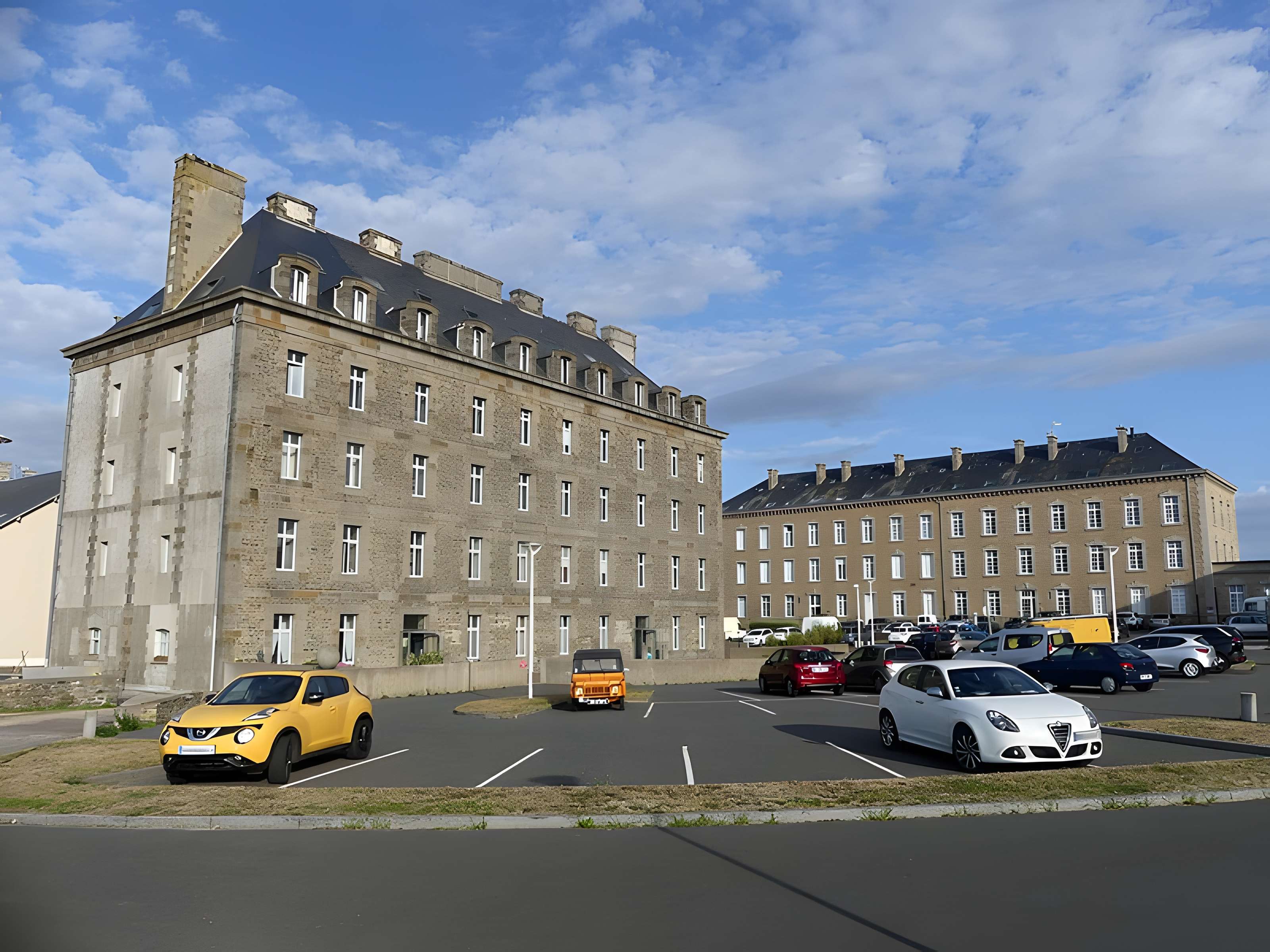 Casernes du Roc de Granville