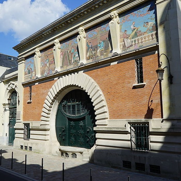 Photo de Cellier dexpédition Mumm à Reims