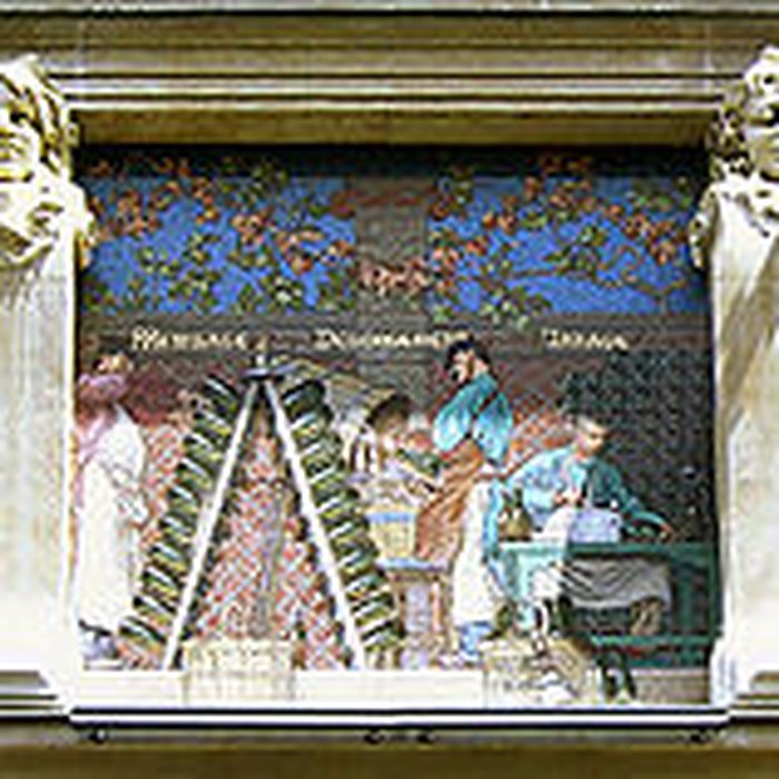 Photo de Cellier dexpédition Mumm à Reims