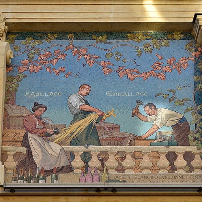 Photo de Cellier dexpédition Mumm à Reims