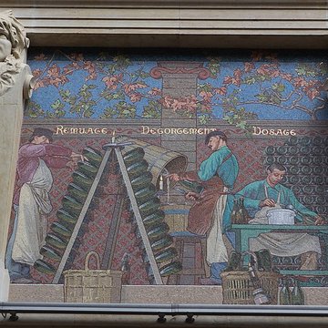 Cellier dexpédition Mumm à Reims