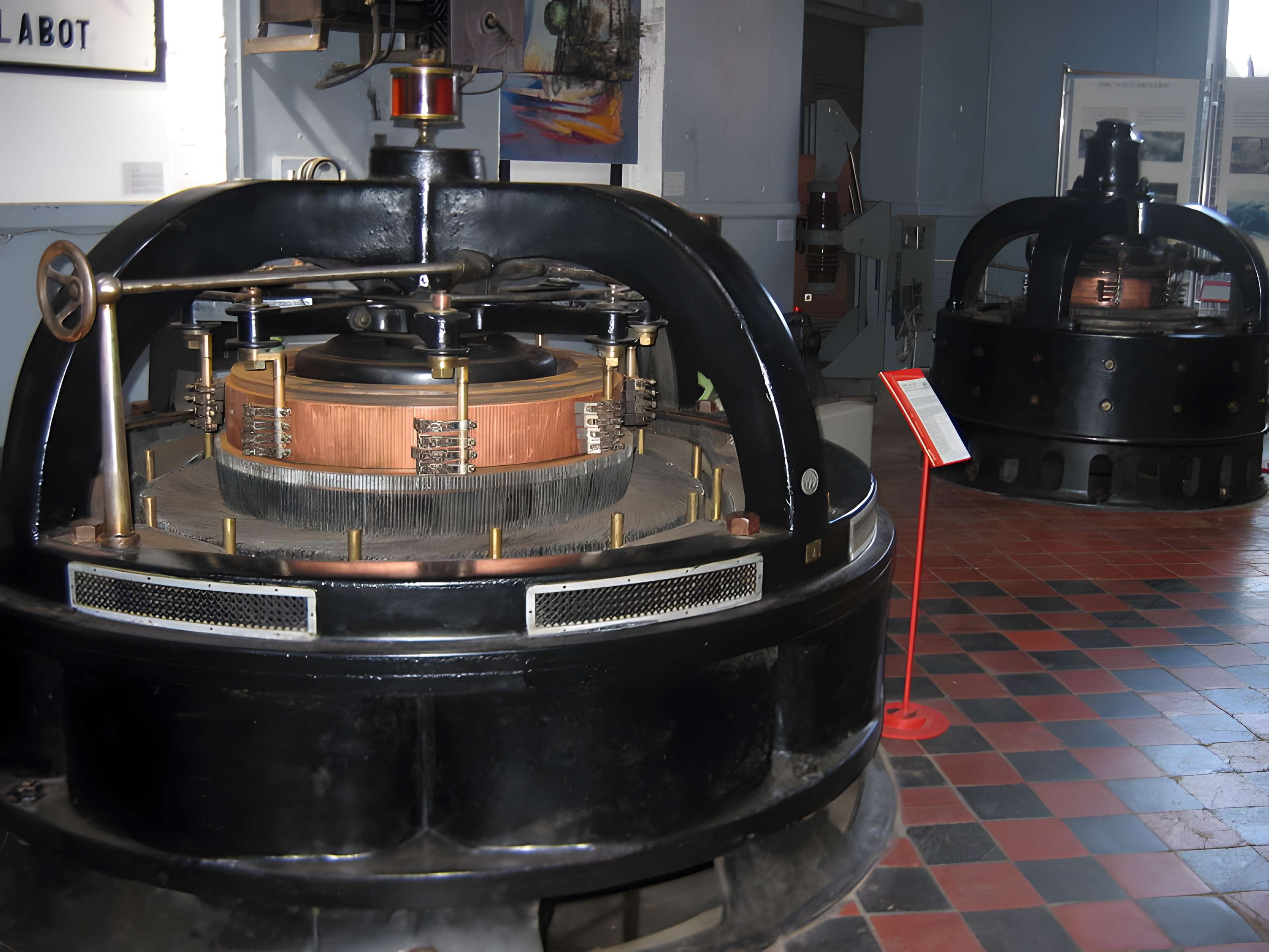 Centrale hydroélectrique n° 1 du Saut du Tarn à Saint-Juéry