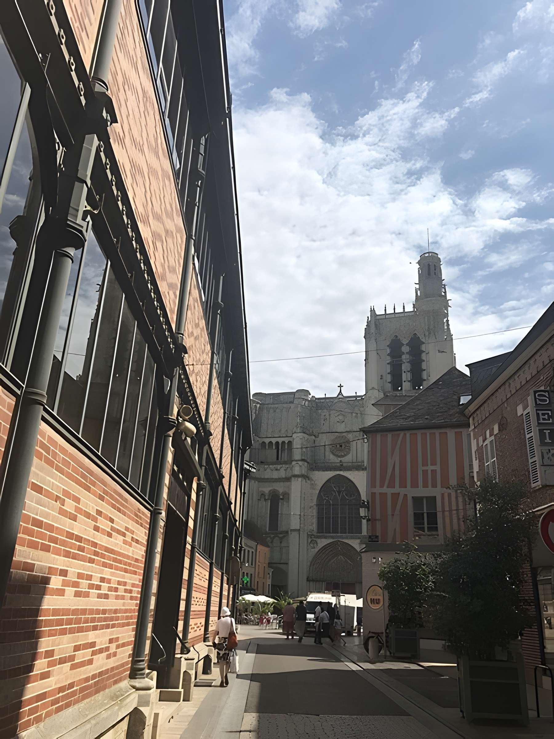 Marché couvert de Sens